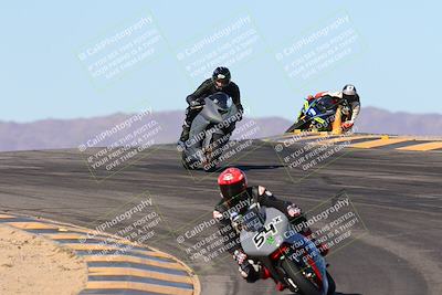 media/Jan-10-2025-CVMA Friday Practice (Fri) [[489e0da257]]/Group 4 and Trackday/Session 3 (Turns 9 and 10)/